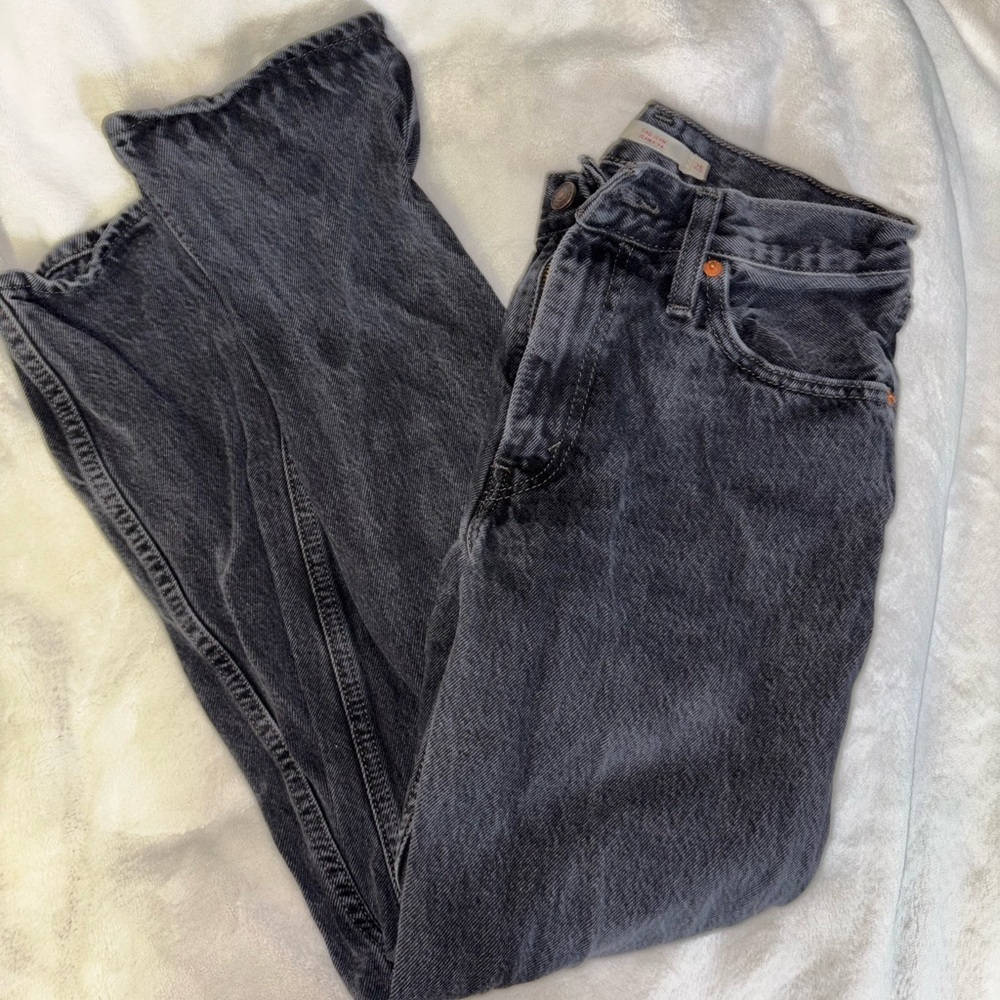 Classic Black Levi’s Dad Jean